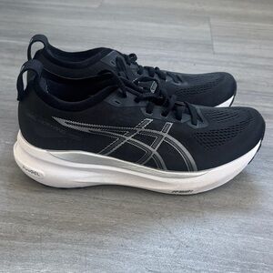 ASICS Black and White Athletic Shoes